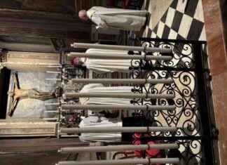 Celebrazione del Crocifisso Miracoloso in Cattedrale domani alle 8 con i canonici. news-14092024-091943