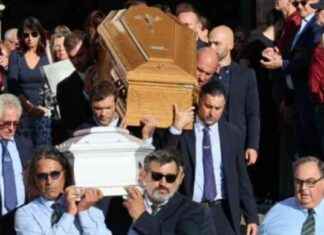 Funerali Sabrina Spallotta e Santiago Bernardi a Nettuno: partecipanti in lutto news-19092024-232124