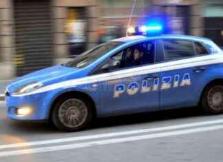 Rissa tra rom in strada al Tuscolano: tre arresti per coltello e ascia news-21092024-123255