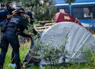 Sgomberi Senza Dimora a Roma: Gli Ultimi Allontanati dagli Occhi news-25092024-072457