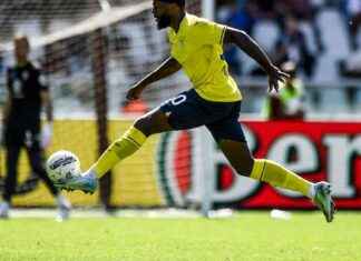 Lotito si gode il record di assist di Nuno Tavares news-30092024-112002