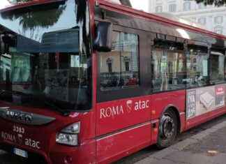Nuove 435 pensiline super tecnologiche di Atac a Roma news-19102024-104545