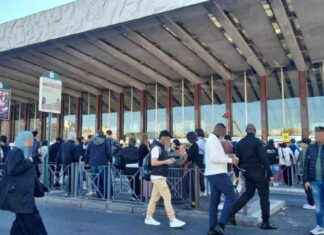 Sciopero Cobas a Roma: Organizzatori parlano di 3-4mila partecipanti. news-29112024-173211