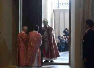 Giubileo a San Giovanni in Laterano: apertura Porta Santa con Reina – Roma. news-02122024-154403