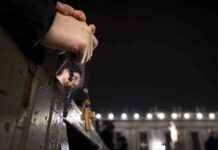 Condizioni stazionarie di Papa al Gemelli: Ultimi aggiornamenti – Roma condizioni-stazionarie-di-papa-al-gemelli-ultimi-aggiornamenti-roma